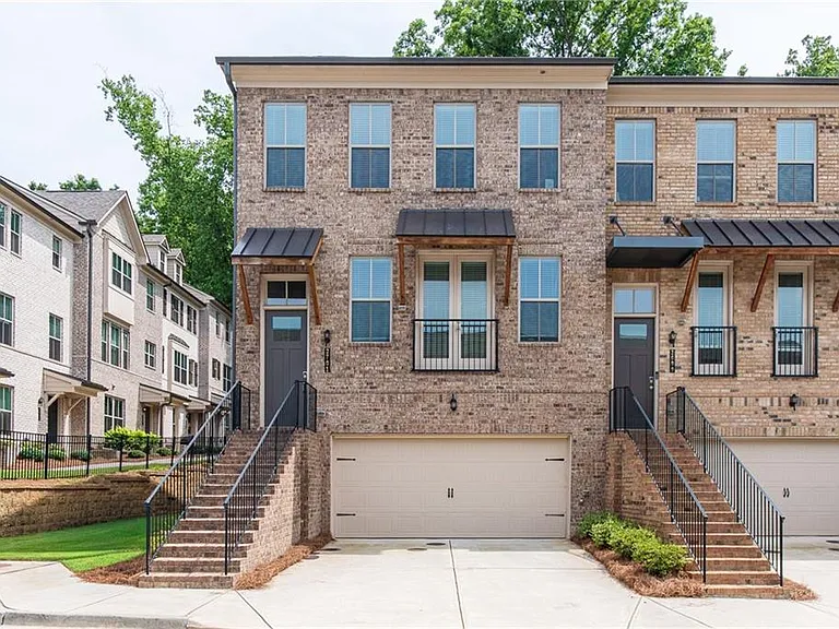 2701 Cedar Pine Way — Photo 1