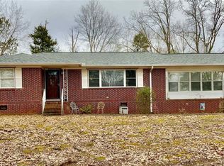 55 Mary Ln, Carrollton, GA 30117