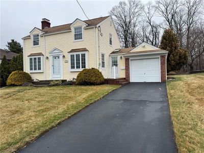 20 Hilltop Dr, Cranston, RI, 02920