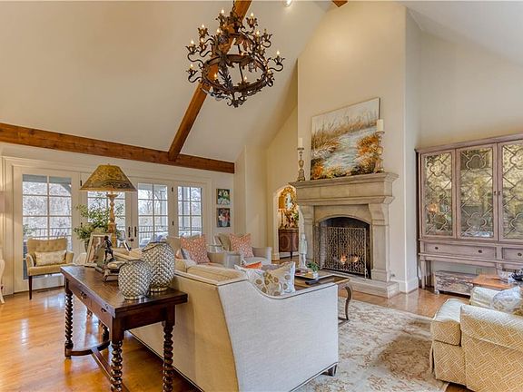 4th image of 7203 Kensington Ct