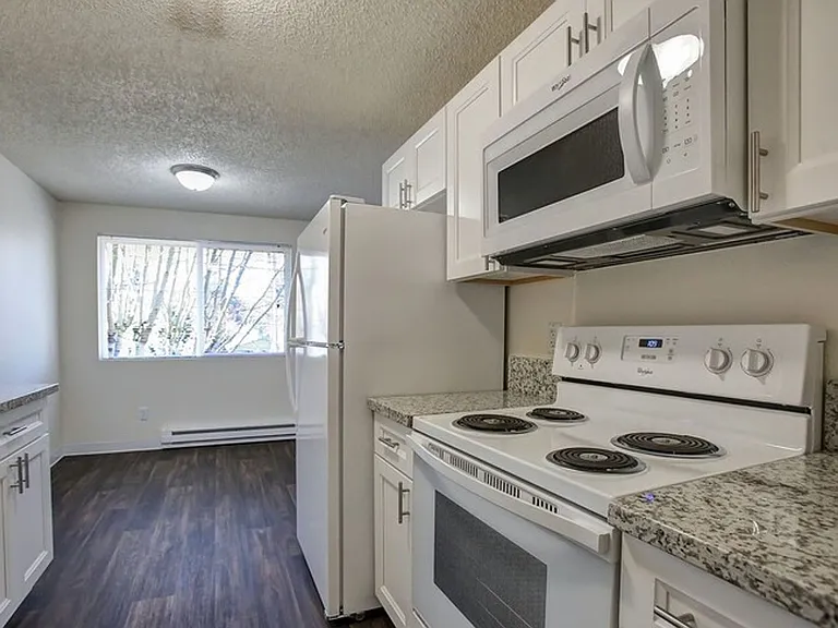 St. John's Park Apartments — Photo 7