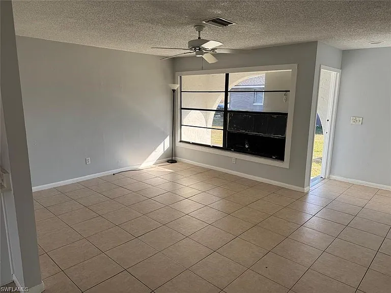 3004 Santa Barbara Blvd #B — Photo 5