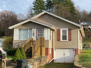 419 Old Farm Rd #C, Daniels, WV 25832