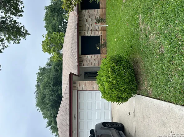 11107 FOREST LAGOON, Live Oak, TX 78233
