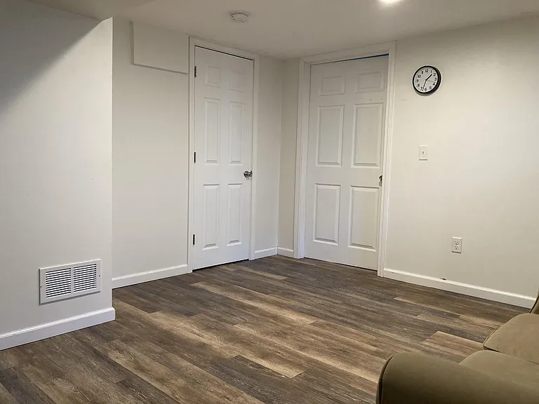 2902 Texas Ave S — Photo 12