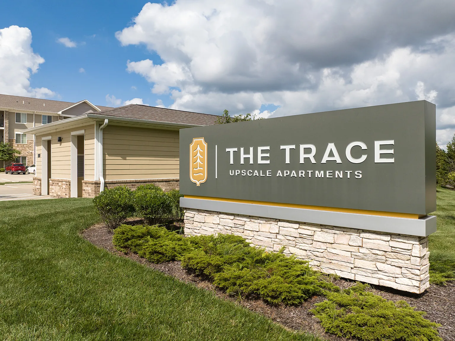 Trace Apartments — Photo 2