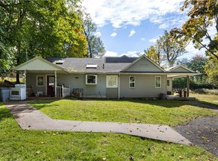 141 E Willow Tree Rd, Monsey, NY 10952