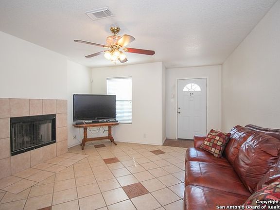 5th image of 8427 Jaclyn Park