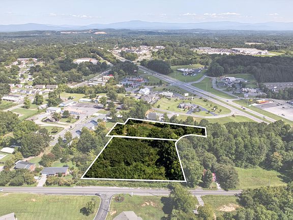 4th image of 2367 Blackburn Rd SE