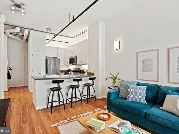 1300 N St NW #106, Washington, DC 20005