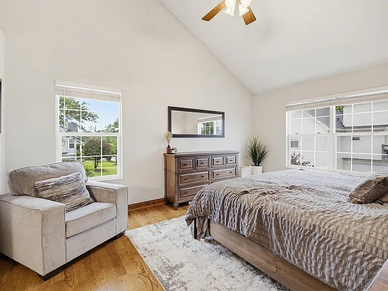 17419 Yakima Dr #17419 — Photo 10