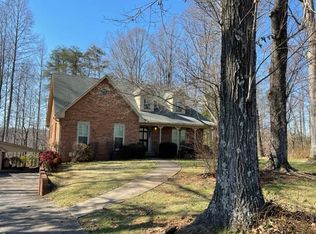1754 Teague Ln, Kernersville, NC 27284