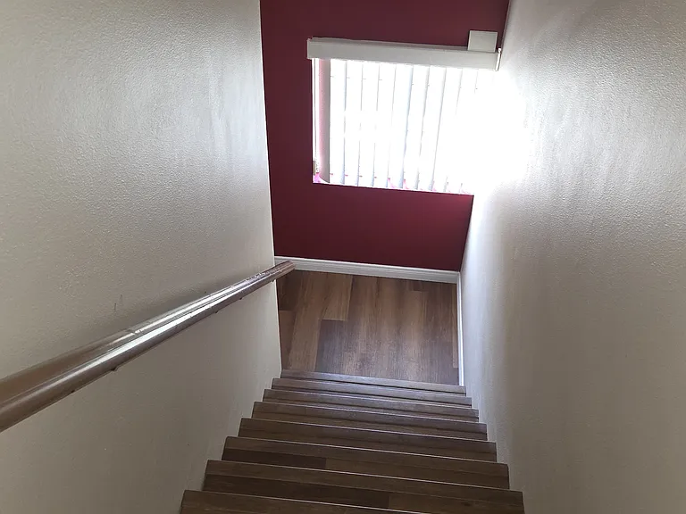 116 Chapel Ave — Photo 32