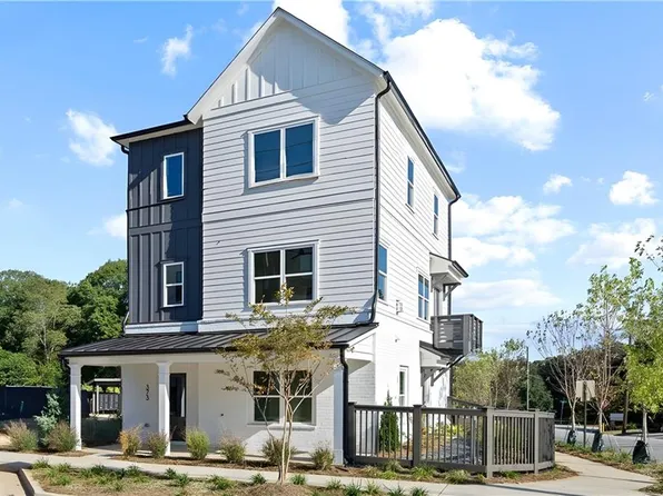 373 Kings Lndg, Hapeville, GA 30354