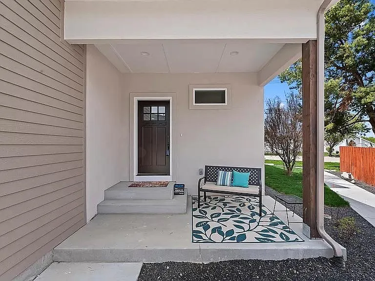73 E Ranch Dr — Photo 4