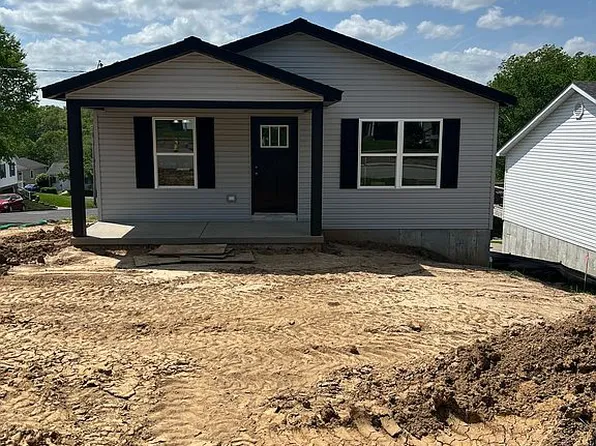 223 Fair St, Washington, MO 63090