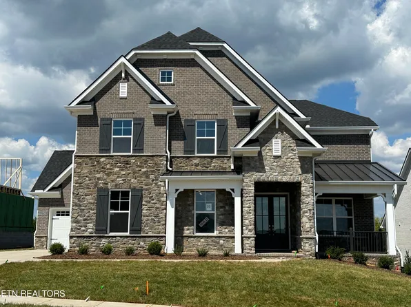 8 Iron Plow Dr, Knoxville, TN 37934