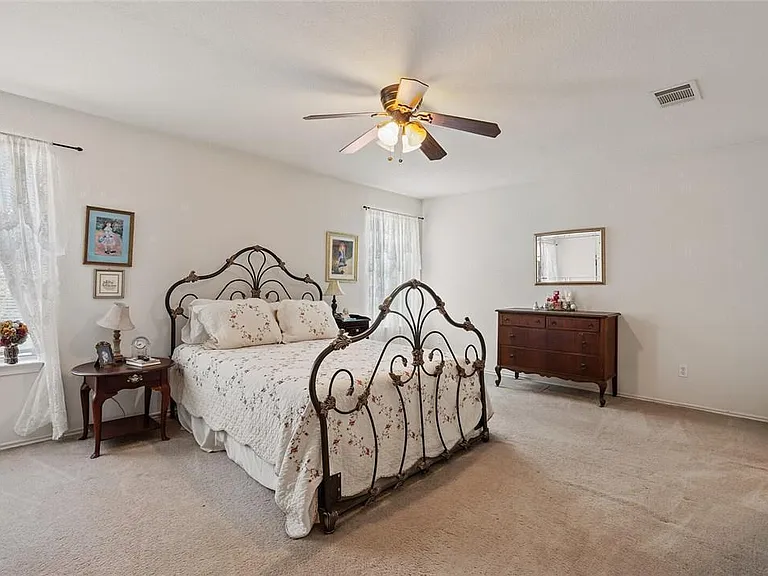 206 Black Forest Rd — Photo 13