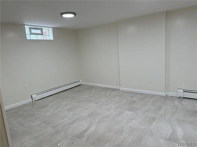 437 Springville Ave — Photo 29