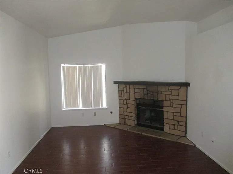 29664 Squaw Valley Dr — Photo 5