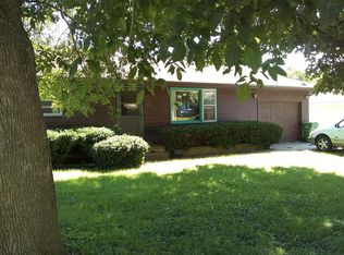 1411 Freeman Dr, Bellevue, NE 68005