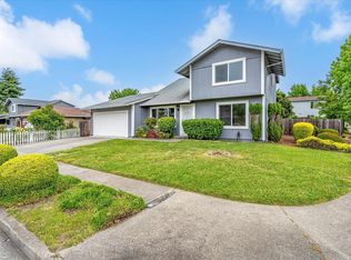 312 Broadmoor St, Santa Rosa, CA 95401