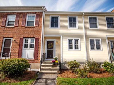 336 Fox Hollow Way, Manchester, NH, 03104