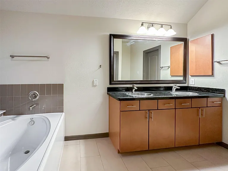 95 Aventura Pl — Photo 30