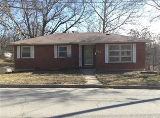 623 Dunbar St, Excelsior Springs, MO 64024