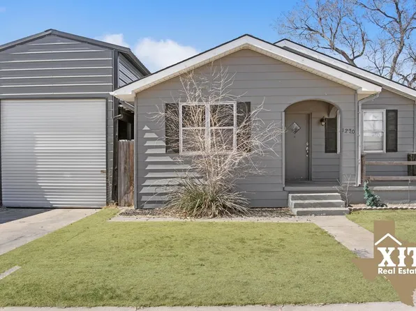 1220 Oak Ave, Dalhart, TX 79022