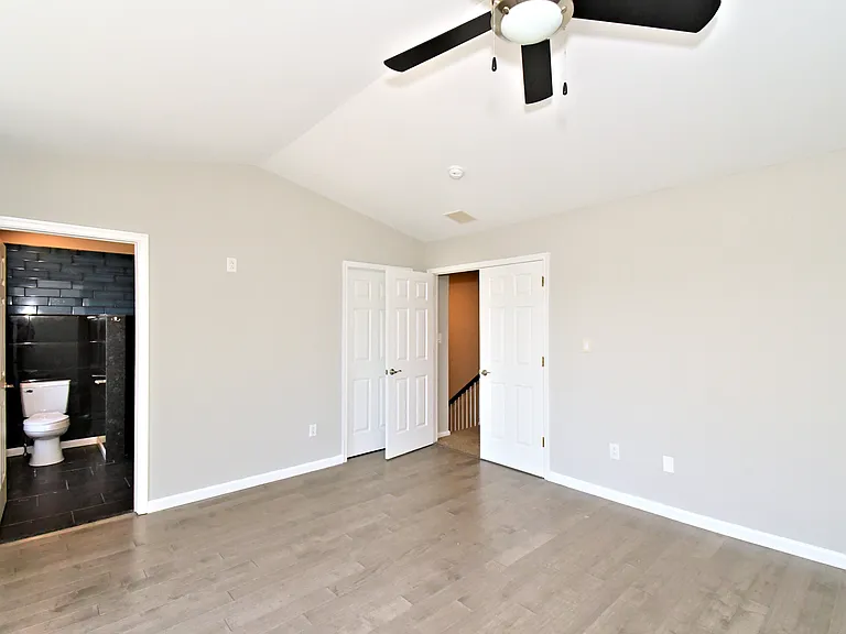 18 Norsham Way #1 — Photo 5
