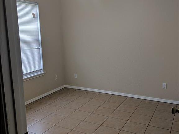 5th image of 2252 Danielle Dr APT C