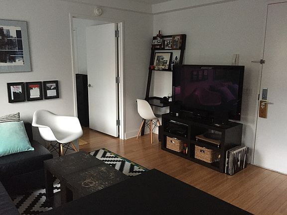 3rd image of 505 W 47th St #2H