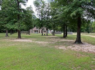 13814 Rogers Rd, Willis, TX 77378