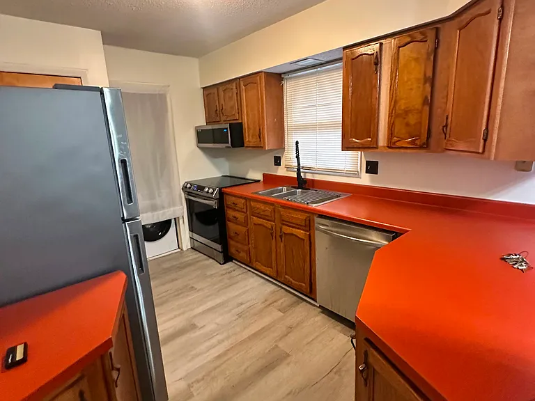 6500 Giant City Rd #B — Photo 19