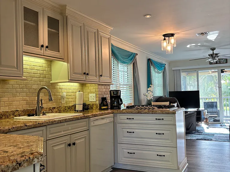 30 Merganser Ln — Photo 2