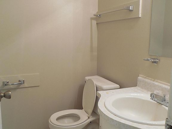 3rd image of 2312 Northbrook Dr