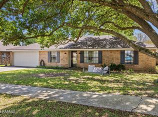 104 Parsonage Ln, Lafayette, LA 70503
