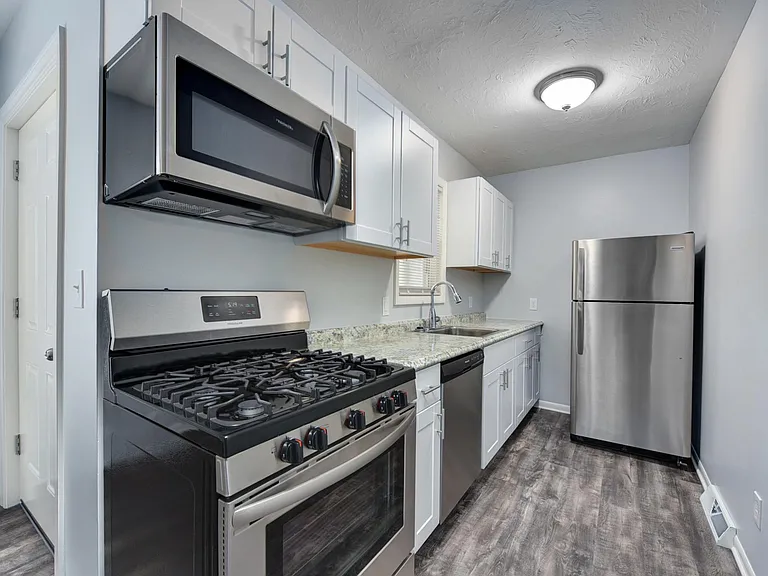 2050 Robin St #2 — Photo 1