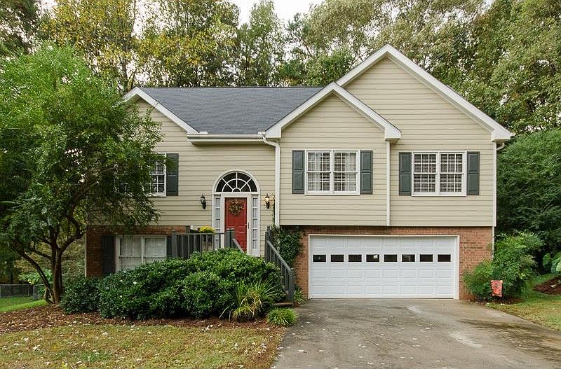 1st image of 3140 Deer Chase Ct