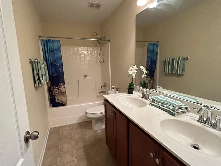 713 Bay Bouquet Ln — Photo 12