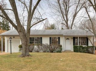 252 Flesher Dr, Ballwin, MO
