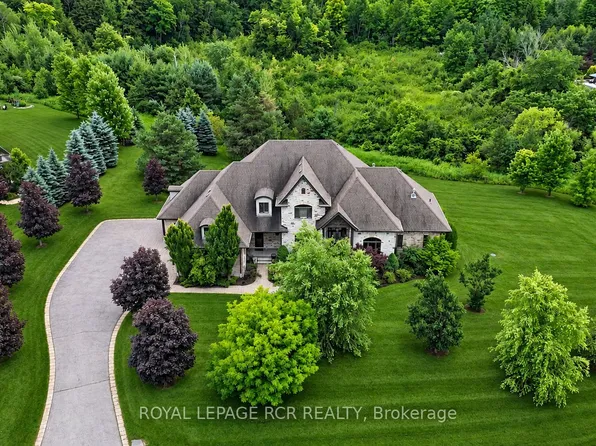 7 Proctor Ave, Caledon, ON L7E 4E7