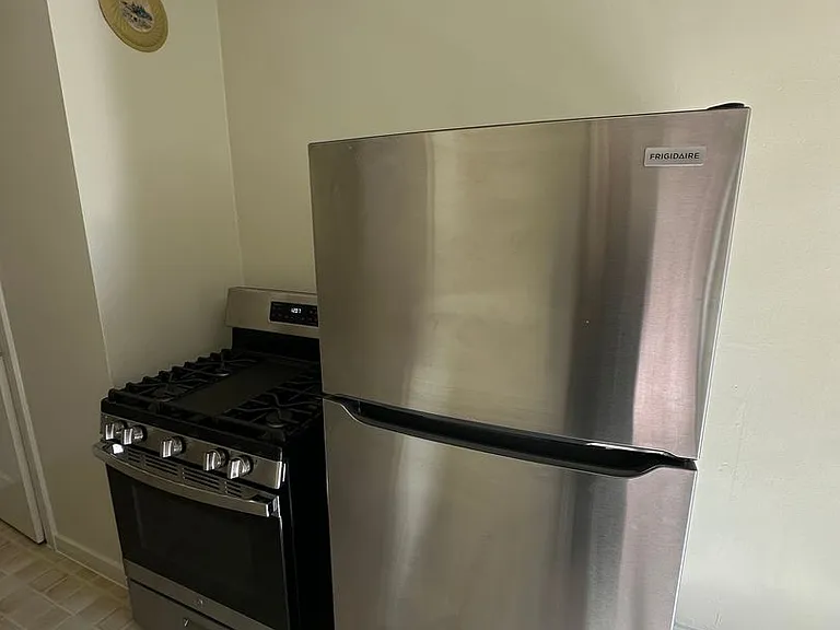 Lantz Building 02 - 2501 Ivy Dr — Photo 10