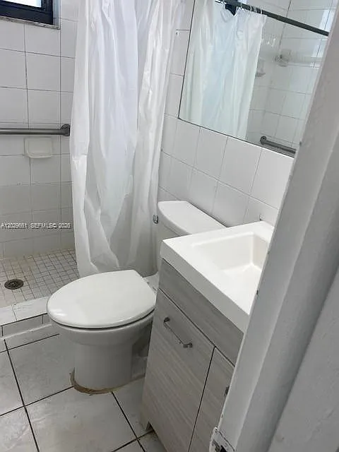 2 bed, 1.0 bath, 690 sqft, $2,000 — Photo 4