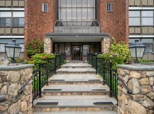 40 Greenleaf St UNIT 504, Quincy, MA 02169