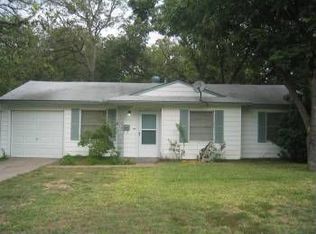 2433 Hillglenn Rd, Dallas, TX 75228