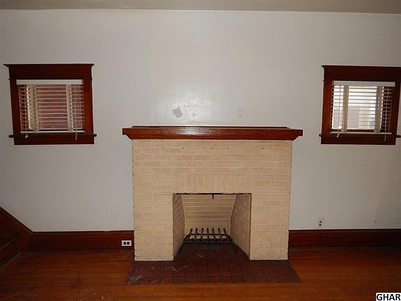 3rd image of 1209 N 16th St