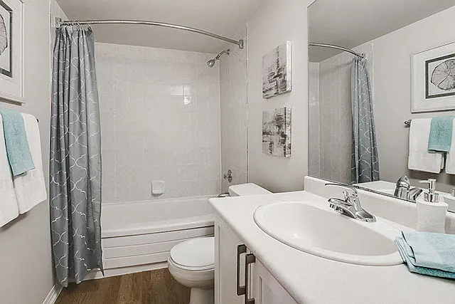 606 Victoria Ave — Photo 12