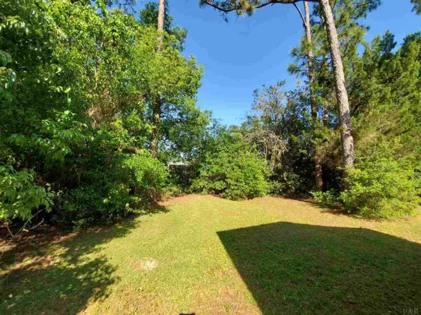 5810 Chicago Ave, Pensacola, FL 32526